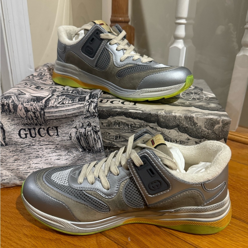 Gucci men’s ultra pace. Gucci Size 8.5. US size 9.  New with tags.
